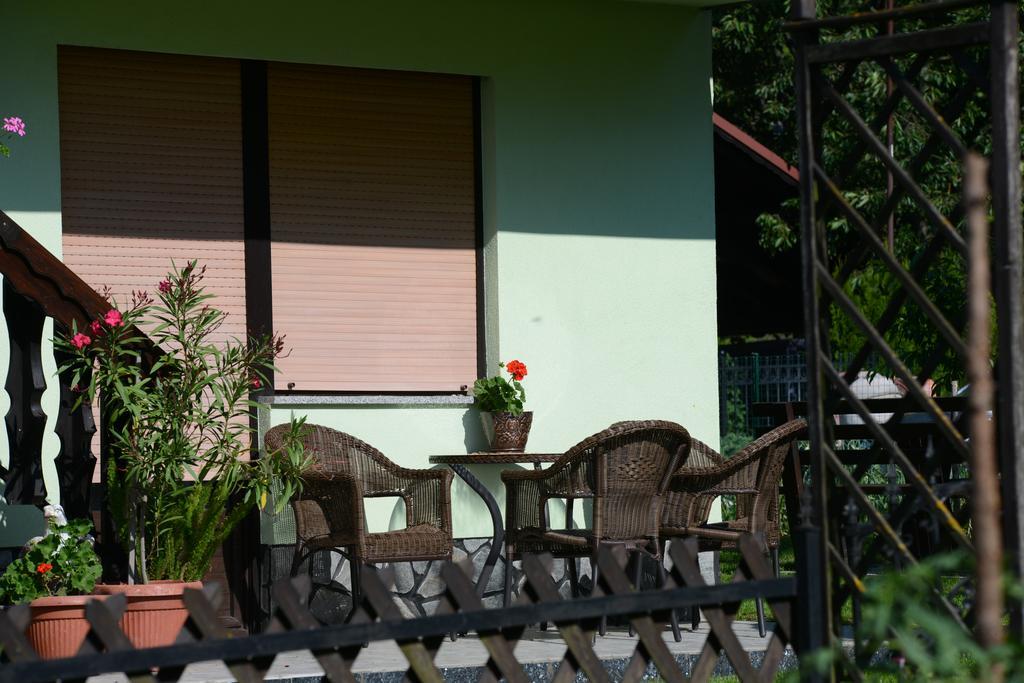 Zeleni Apartma Зрече Экстерьер фото